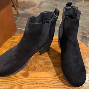 Elegant Black Women's Ankle Boots